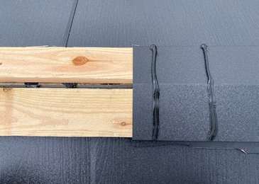 兵庫県加西市にて、ガルテクト鋼板のガルテクトにてカバー工法。 施工写真(2)