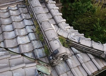 大阪市旭区中宮にて、降り棟の補修。雑草処理。 施工写真(3)