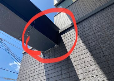 大阪市阿倍野区にてシーリングの劣化による雨漏り 施工写真(3)