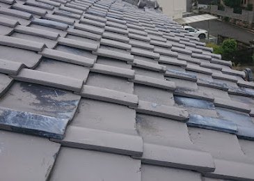 大阪市旭区大宮にて、雨漏りからの瓦割れ差し替え、ズレ直し。 施工写真(1)